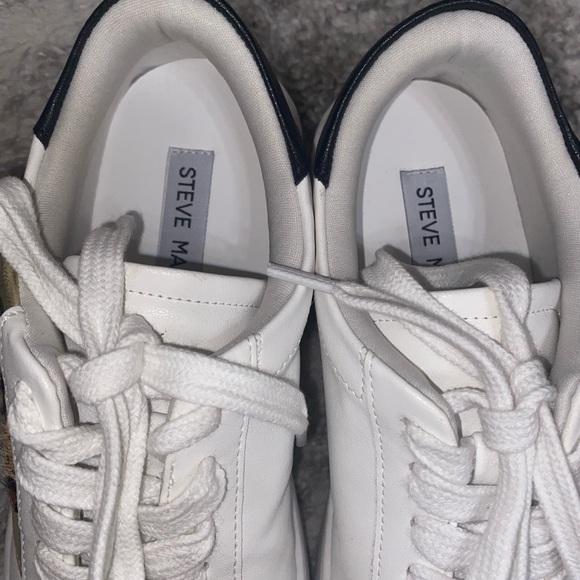 STEVE MADDEN Fone Sneakers - Picture 7 of 9